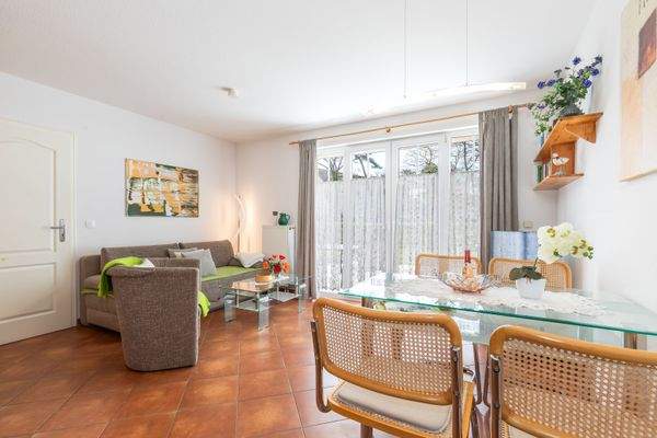 Der lichtdurchflutete Wohn-Essbereich 