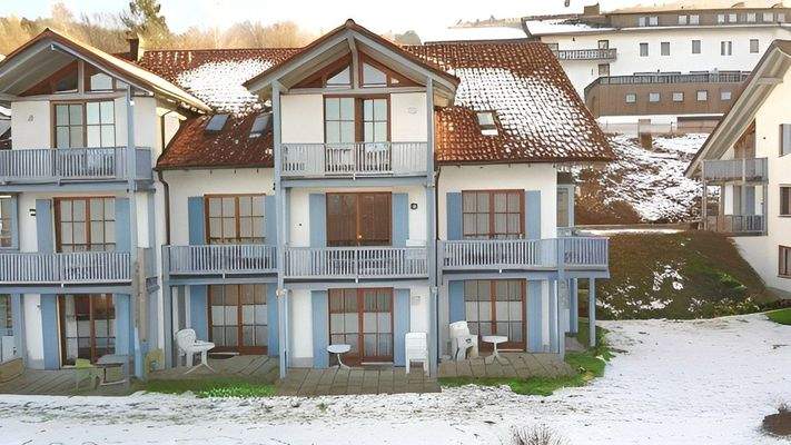 3487829_100DRONE_SING0010