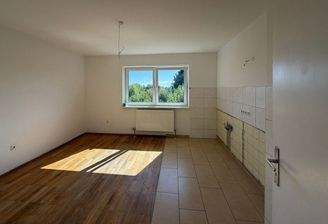 Küche und Esszimmer