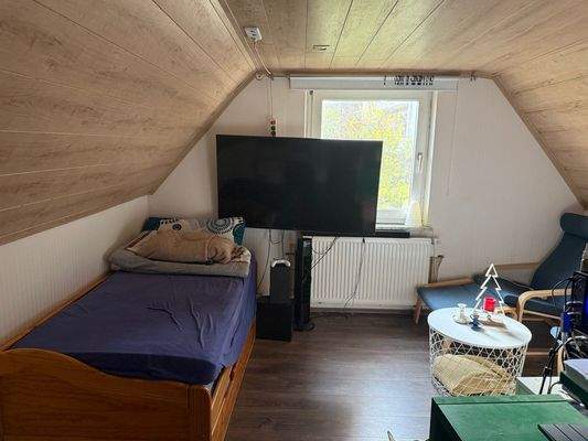 Dachgeschoss Zimmer 1