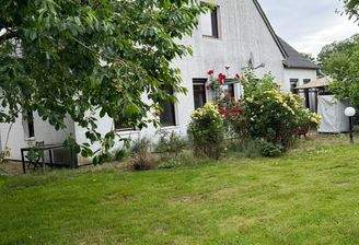 Rückansicht/Terrasse/Garten