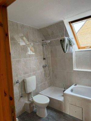 Hauptbad mit Tageslicht