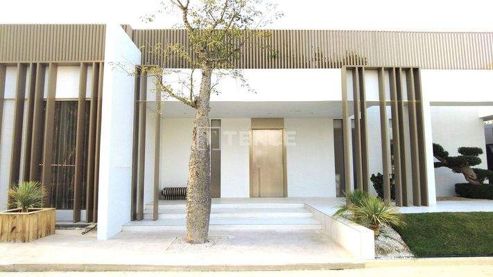 Luxury Apartments with Installment Plans in Dubai Meydan