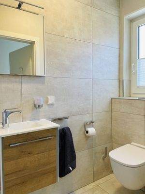 WE 1 Gäste-WC im EG