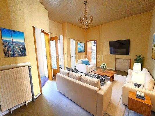 So schön könnte man das Wohnzimmer der EG Wohnung einrichten