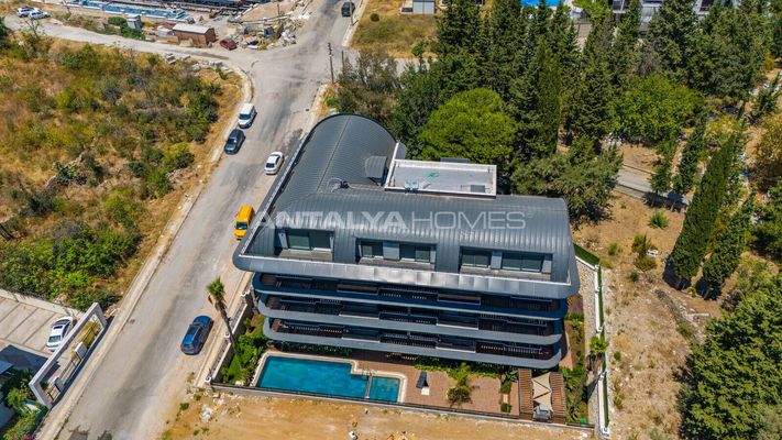 City-View Flats in a Complex near Amenities in Alanya Antalya