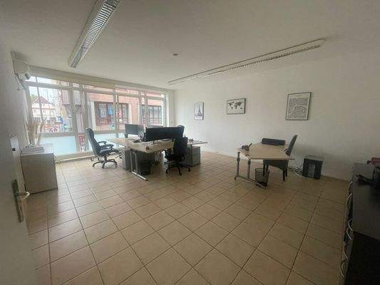 Kreuzstraße 2-4, Büro 2.jpg