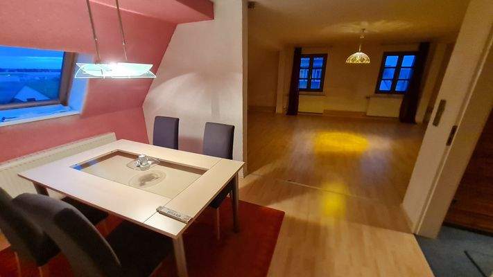 Wohnen Essen möbliert