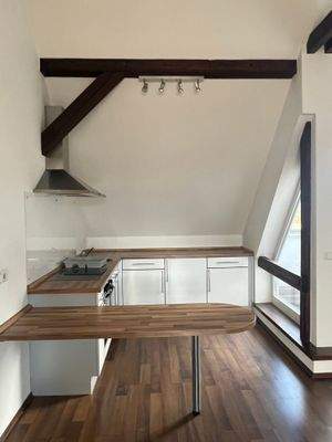 Küche mit Einbauküche 