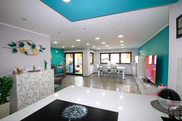 Neuhofen-Fröbelstr. - 30