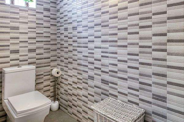 ... und separiertem WC 