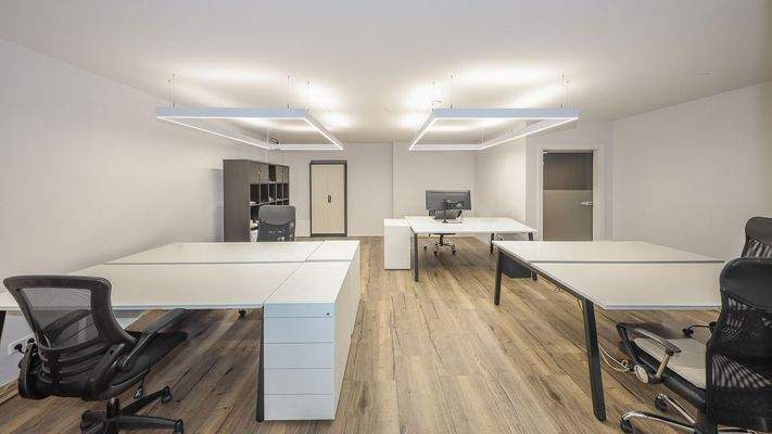 KITZIMMO-Büro Praxis in frequentierter Lage kaufen - Immobilien Kitzbühel.