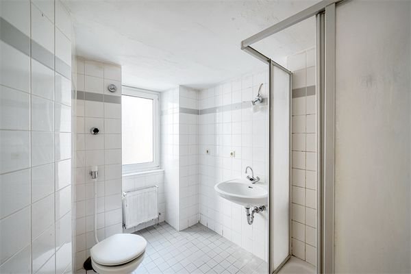 Bad vor Sanierung