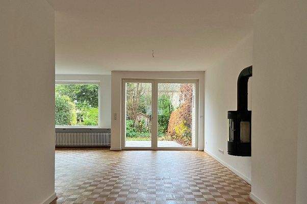 Offener Wohn- und Essbereich