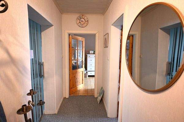 zwei gut geschnittene 3Zi-Wohnungen