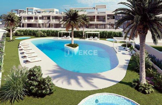 Luxurious Apartments in a Residential Complex in Torrevieja