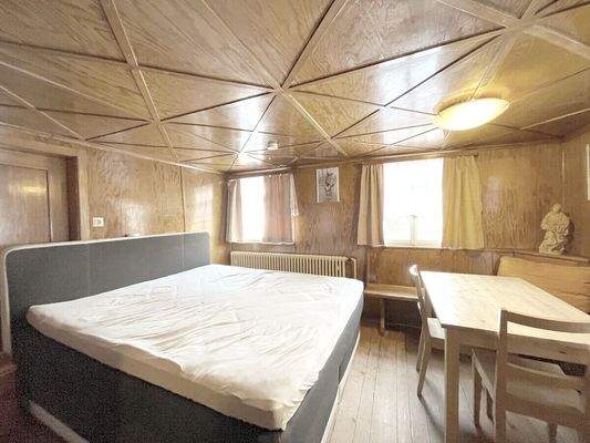 Großes Zimmer im Hauptbau