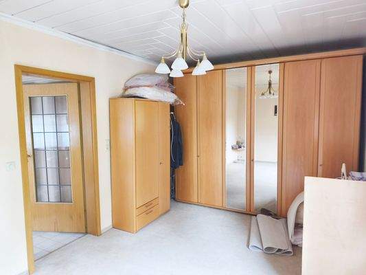 Haus OG Schlafzimmer 2