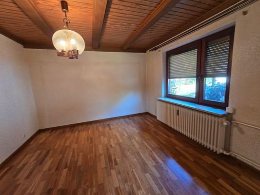 Schlafzimmer EG.jpg