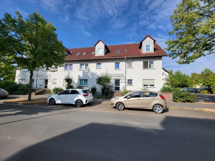 Schöne 2ZKB Eigentumswohnung in Gießen mit Garten, Terrasse und Parkplatz im EG Hochparterre