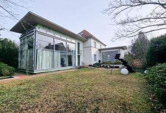 *Ansicht gartenseitig