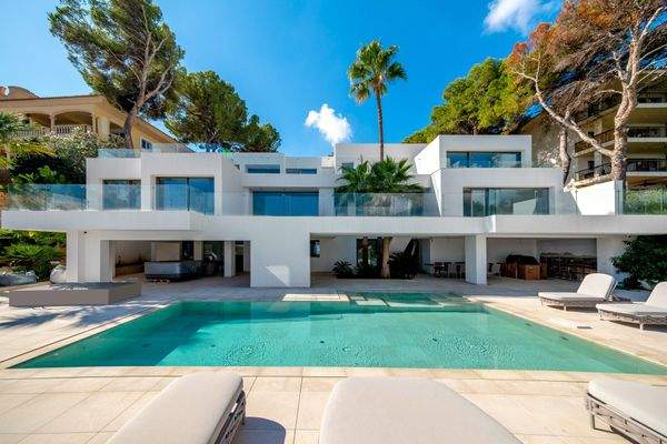 Außenansicht der Villa