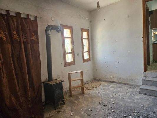 Kreta, Milatos: Anwesen mit vielen Möglichkeiten - nahe am Meer - zu verkaufen