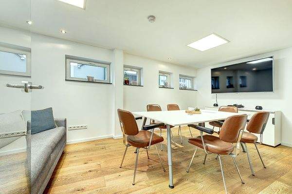 Besprechungsraum im Erdgeschoss