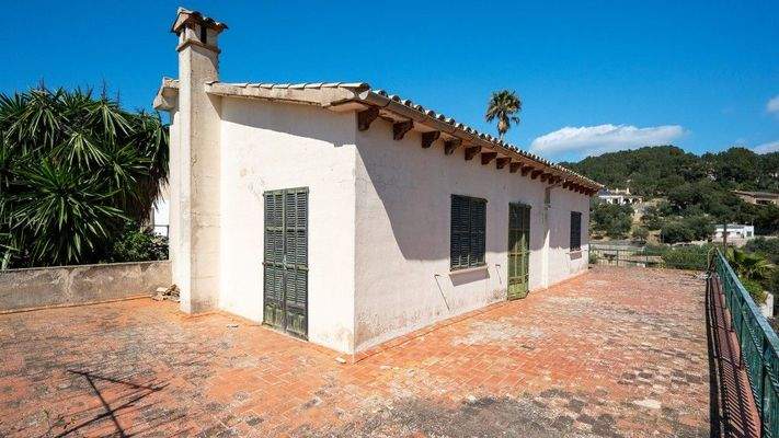 Grundstück mit Haus und Blick auf das Meer zu verkaufen in Galilea, Mallorca