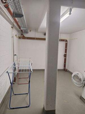 Teilansicht Trockenraum.jpg