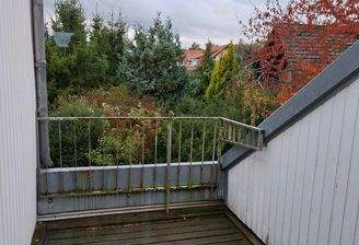 6 Wohnung DG rechts Balkon.jpg