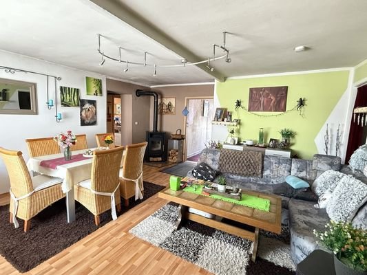 Wohnzimmer mit Schwedenofen,EG