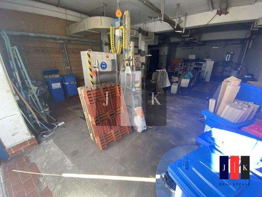 Halle Innenansicht 2