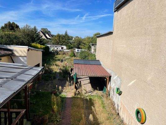 Blick in das Grundstück