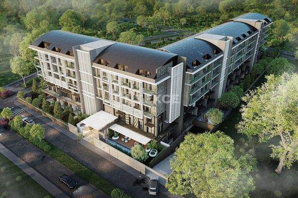 Flats in a Complex with Indoor and Outdoor Pool in Antalya