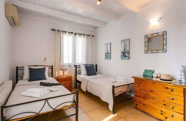 Kreta, Chersonisou: Hervorragende Villa mit Pool, Meerblick und separatem Gästehaus zu verkaufen