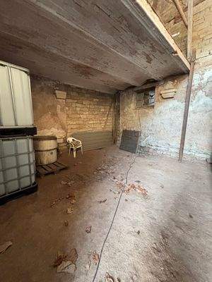 überdachter Freisitz im Innenhof