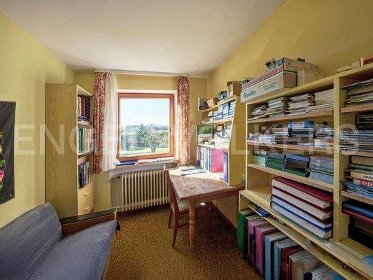 Büro im Erdgeschoss