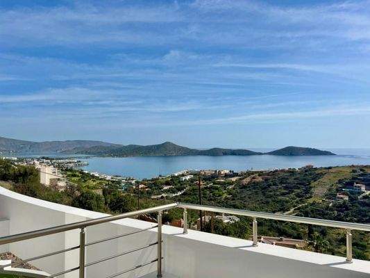 Kreta, Schisma Eloundas: Villa mit 3 Schlafzimmern und Pool bietet einen atemberaubenden Meerblick auf Elounda