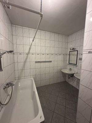 Mittlere Einheit - Bad