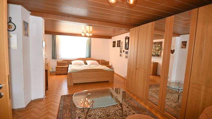 Großes Wohnzimmer...