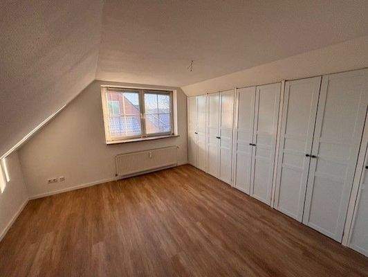 Der große Raum im DG