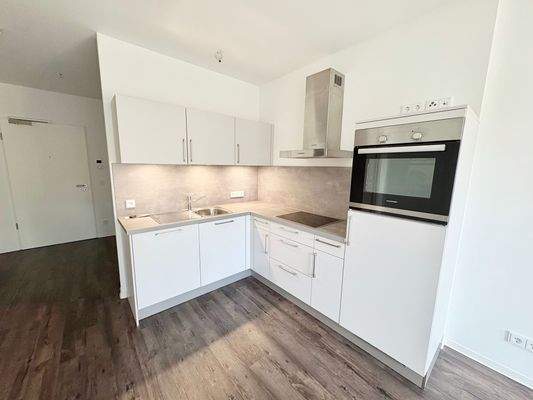 Die Einbauküche mit E-Geräten