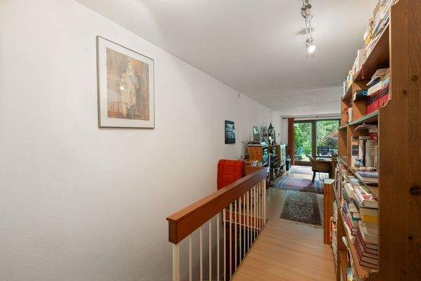 Flur - Treppe zum Hobbyraum