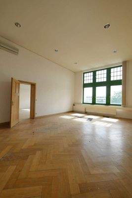 Westflügel Büroräume vor Renovierung