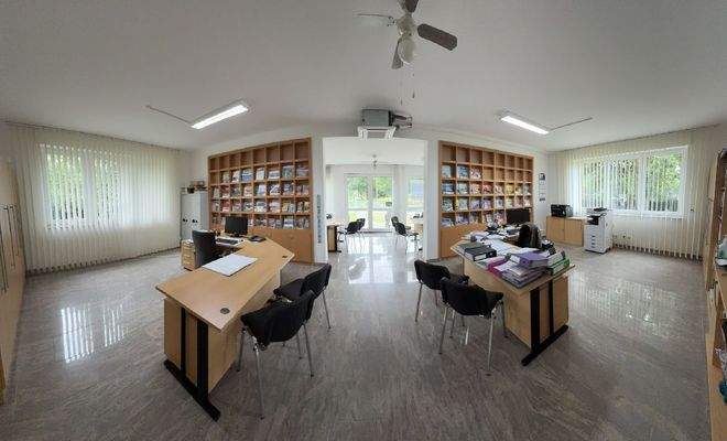 Büro-/Praxisfläche