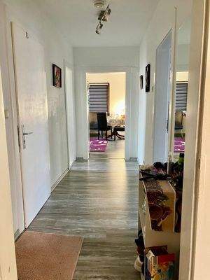 Flur Richtung Küche 