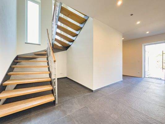 Treppe Eiche & Stahl