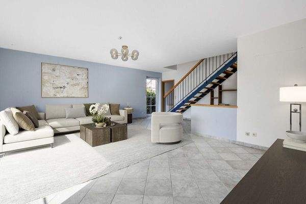 Wohnzimmer mit Beispie-Möbeln