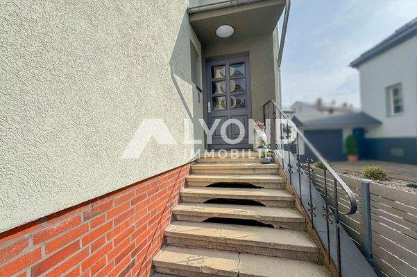 Eingangsbereich Außen